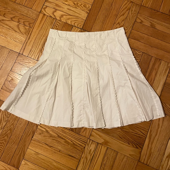Isaac Mizrahi for Target White Pleated Skirt - Picture 2 of 5